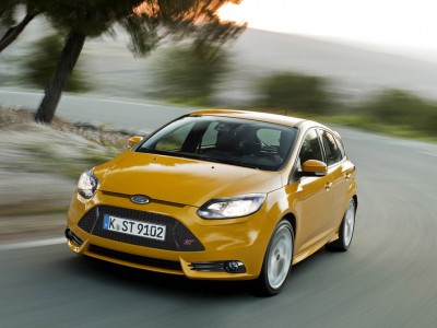 automobily-ford-focus-st-2012_4.jpg