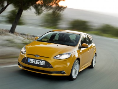 automobily-ford-focus-st-2012_4.jpg
