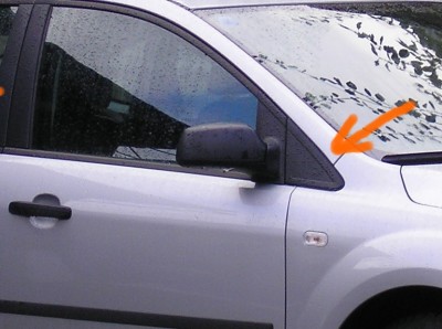 Ford_Focus_II_silver1.jpg