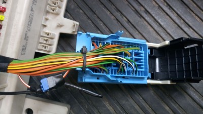 C102 konektor