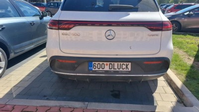600DLUCK.jpg