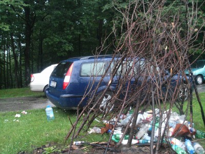 Rumunský odpadkový koš...a Mondeo od kamaráda...