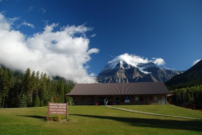 Mount Robson_Visitor centre_1.jpg