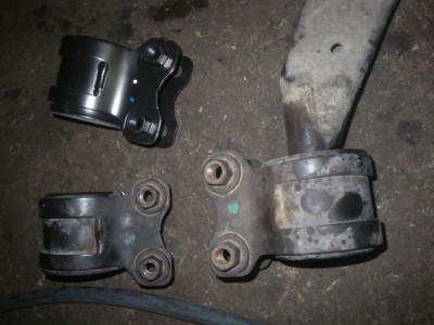 Pôvodné mali zelené bodky - teda po jednej zelenej bodke. Nové mali  modrú a bielu.