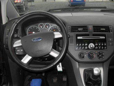 AV1478_09_15.jpg