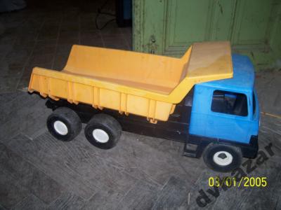 976350472.jpg