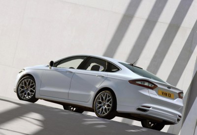 Ford_Mondeo_2012_oficialni_02_800_600.jpg